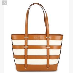 Brand new Michael Kors Marie Tote Sealed